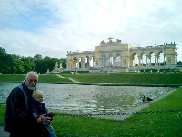 copyright J. Brandl, 2006